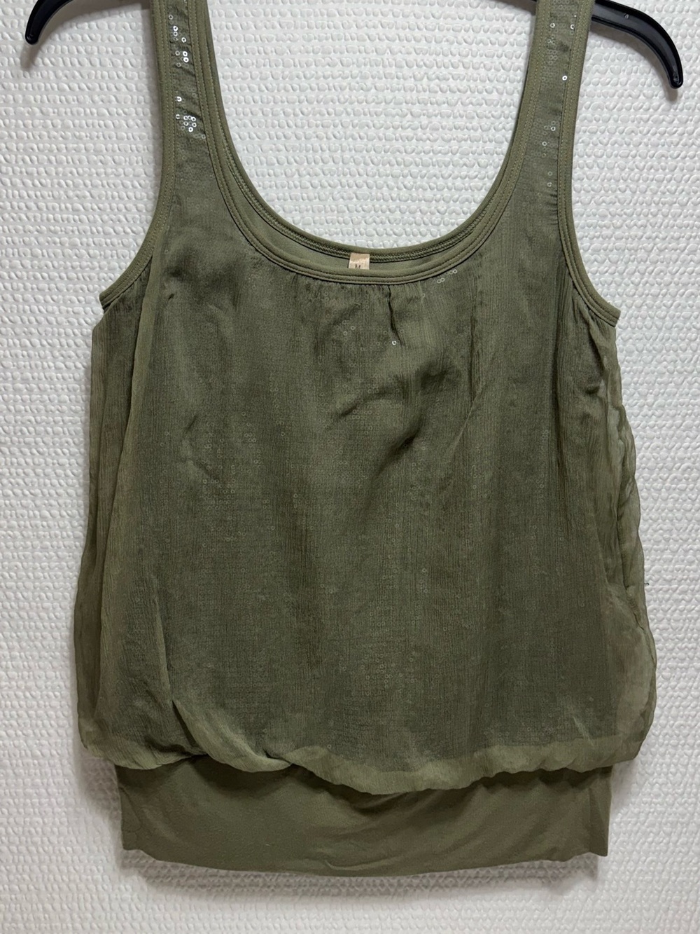 Bailey 44 Revolve YasmenTop Blouse Womens medium green oliveSleeveless Mesh Neck